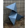 cocotte decorative metal grise en exterieur